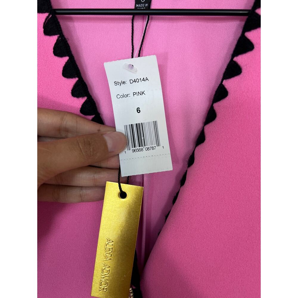 Alexia Admor Barbie Pink Pearl Button Mini Dress NWT Size 6 - Picture 3 of 8